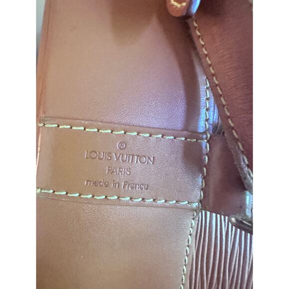 RARE LOUIS VUITTON EPI RANDONNEE PM SLING HANDBAG - Picture 6 of 9